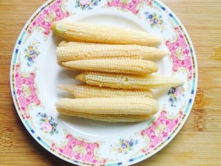 双笋炒虾仁（芦笋+玉米笋）,玉米笋