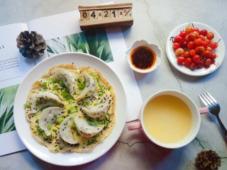抱蛋煎饺,美美的早餐!