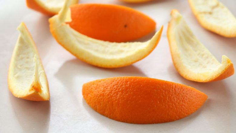 橙皮小零食,准备吃剩的橙皮适量