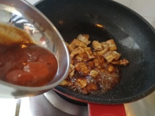 回锅肉香辣土豆片,加韩式辣椒酱
