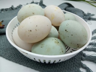 五香茶叶蛋,鸭蛋自己老家带的，散养的，特别香