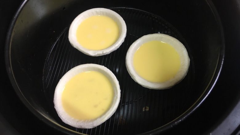 空气炸锅-全蛋液无奶油蛋挞,空气炸锅180℃十分钟
