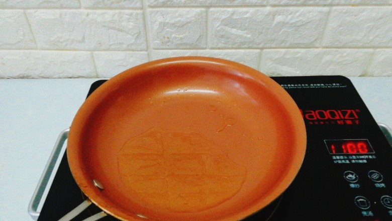 了不起的小番茄+奶酪焗黑米饭杂蔬番茄盅,起油锅