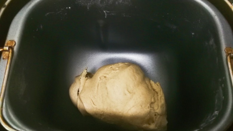 荞麦荷叶饼,搅拌成表面湿润的面团