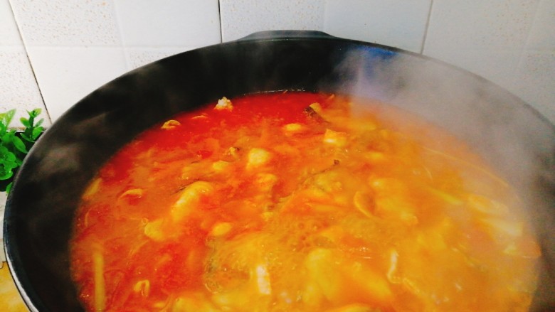了不起的小番茄+番茄鱼片,鱼片煮熟即可，熟5分钟，