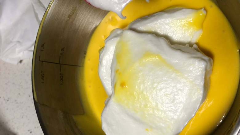 绵软香醇蛋糕卷-ukoeo风炉制作,第二次蛋白