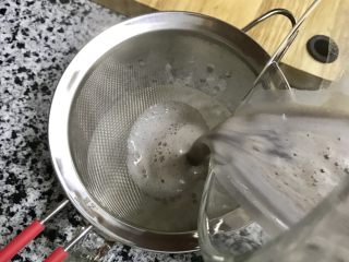 黑豆豆浆,过滤