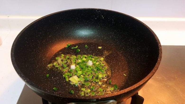 上海菜-蚕豆,少油葱花下锅