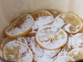 柠檬蜜&柠檬冰红茶,第二次加糖，冷却