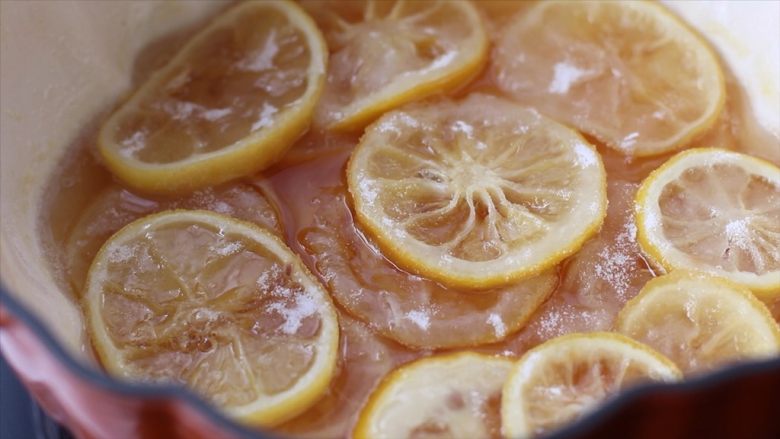 柠檬蜜&柠檬冰红茶,待锅子冷却下来，砂糖也融化