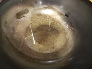 素三鲜（香菇笋干毛毛菜）,起油锅