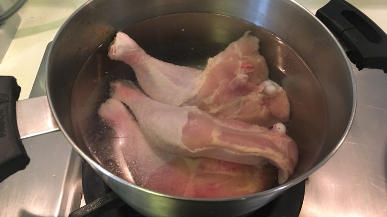中式鸡肉沙拉,冷水煮鸡全腿