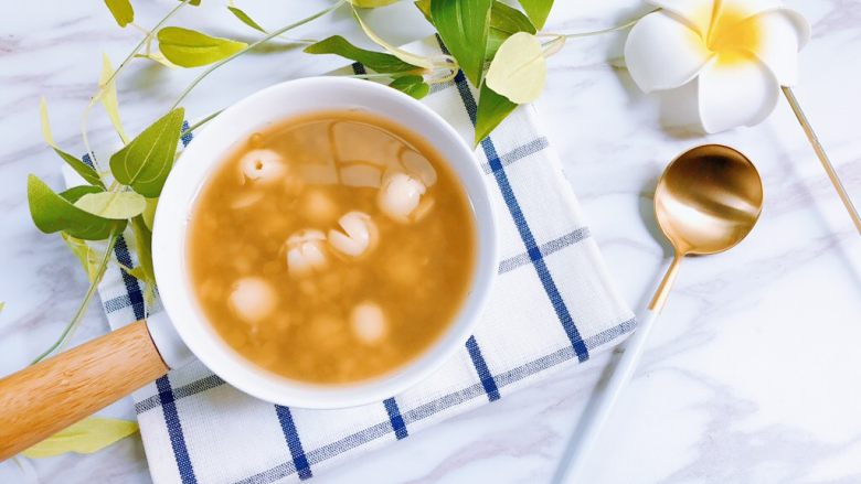 绿豆莲子薏仁甜汤