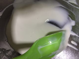 酸奶溶豆,混合至细腻均匀无颗粒
