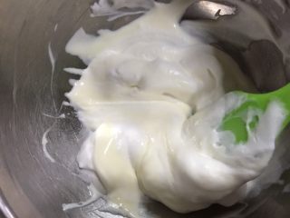 酸奶溶豆,从底部抄起