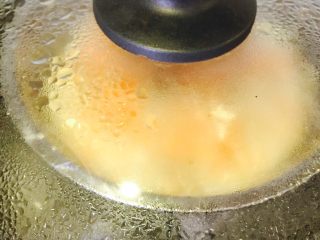 萝卜糕,热水上锅蒸40分钟