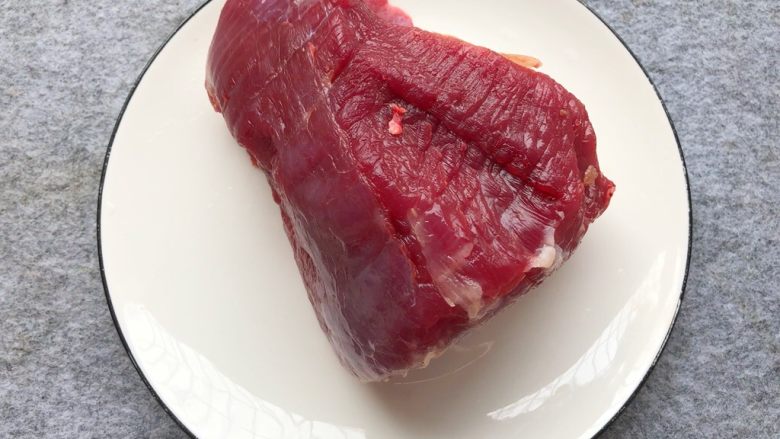 铁板牛肉,<a style='color:red;display:inline-block;' href='/shicai/ 216'>牛肉</a>500g