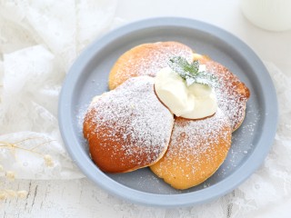 舒芙蕾松饼,一款松软香甜的舒芙蕾松饼就做好了，当做早餐或者下午茶都可以哦！