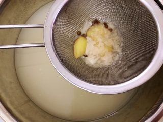 简易版钵钵鸡——冷锅串串,凉透后过滤掉杂质不要