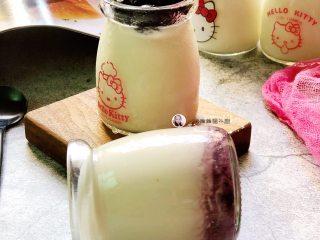 制作酸奶,成品图