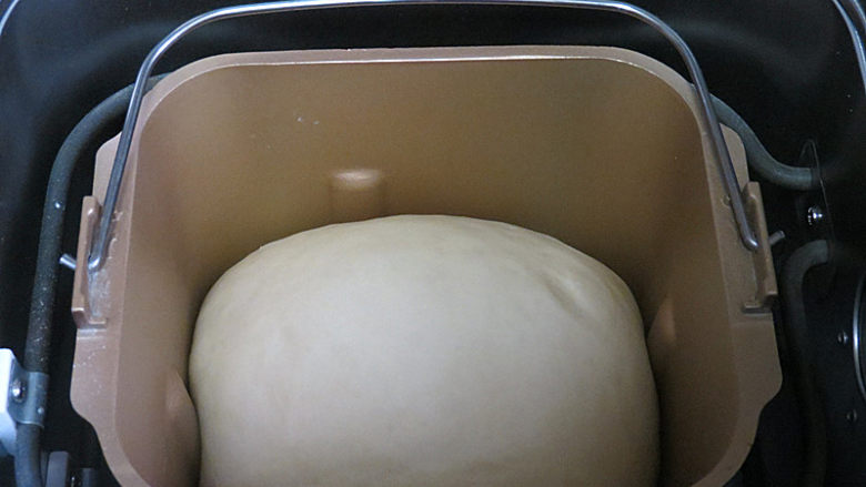经典软餐包【黄油面包卷】,发酵至2-2.5倍大