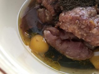 茴香猪肉小馄饨,鸡蛋