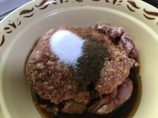 茴香猪肉小馄饨,盐