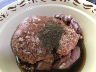 茴香猪肉小馄饨,花椒粉