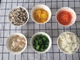 辅食10M➕鳕鱼蔬菜烩饭,所有食材准备好了