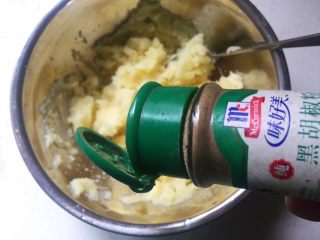 芝士土豆球——土豆的N种吃法2,加黑胡椒粉