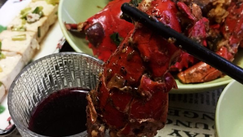 新加坡黑胡椒蟹,是不是好诱人呀。悄悄的告诉你比饭店的还好吃呦^_^
