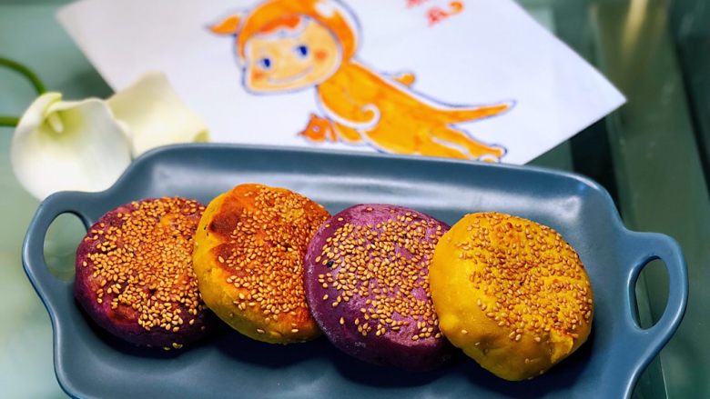 紫薯南瓜🎃芝士饼,装盘即可食用了