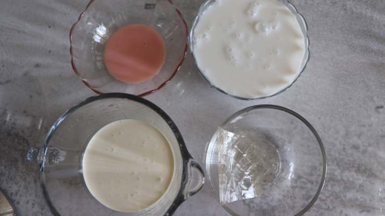 芒果椰奶冻 杨枝甘露般的美味,接下来制作椰奶层，称量好食材。