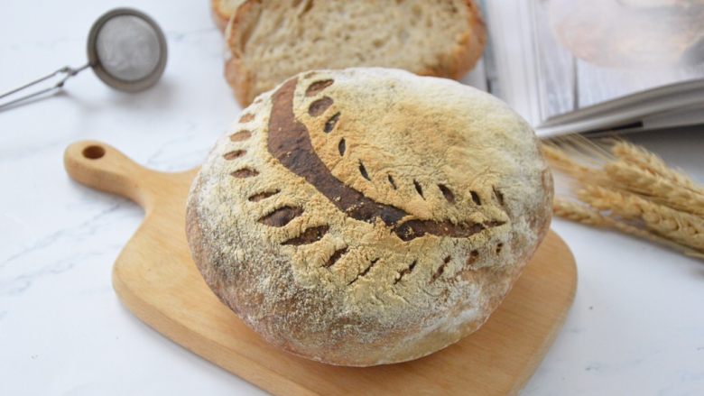 天然酵种乡村面包,成品图