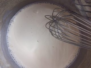 蔓越莓椰蓉牛奶小方,2.必须搅拌到无颗粒状态。