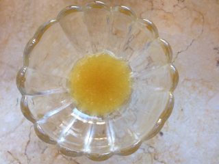 蜂蜜椰汁芒果西米露,1汤匙蜂蜜。