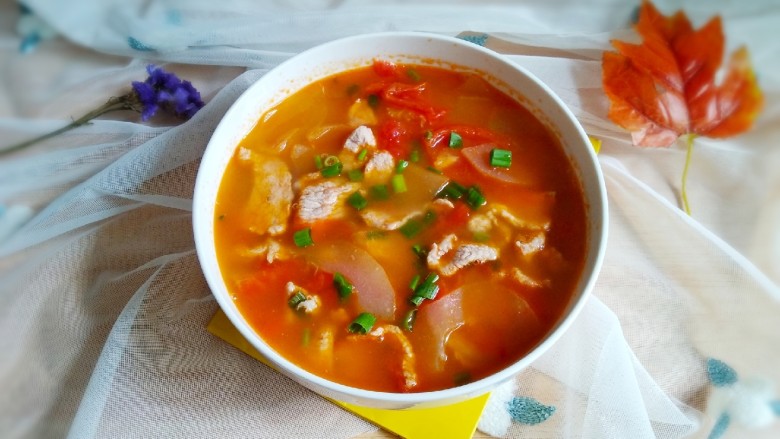 番茄黄瓜肉片汤