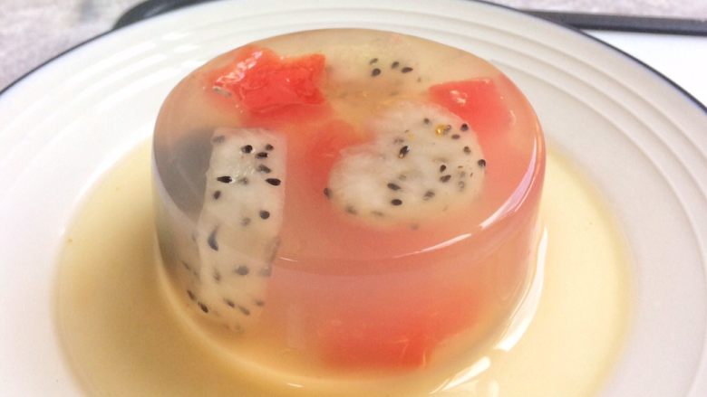 天然健康低卡甜品: 蜂蜜海石花果冻,与蜂蜜拌着吃。