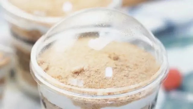 奶油加饼干就能做出网红甜品：木糠杯，5分钟搞定，超级美味！