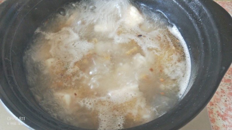 南瓜香芋排骨煲,转入砂锅继续煮