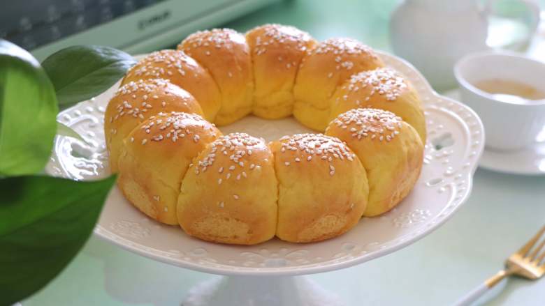 【新手面包】南瓜花环面包，无需整形也可以做漂亮的面包,成品
