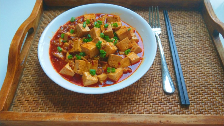 新文美食  肉末红油豆腐