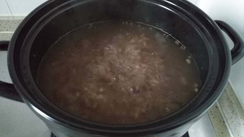 米粥、包子一锅出，蒸笼砂锅的妙用,此时粥各种豆都开始烂了