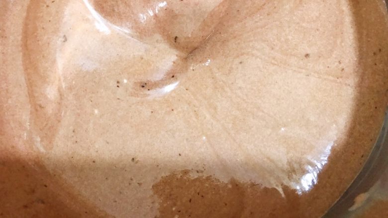 巧克力酸奶雪糕,翻拌混合均匀