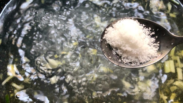 家常海鲜粉,水开放入3g盐