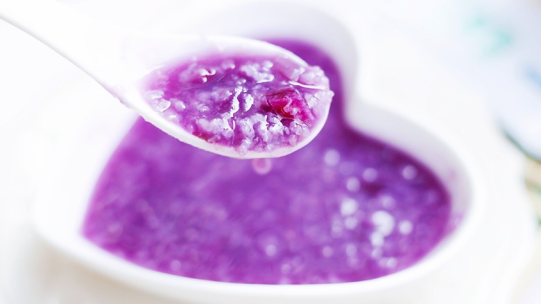 美食丨靓丽的紫薯粥，辅食中的颜值担当～,出锅了