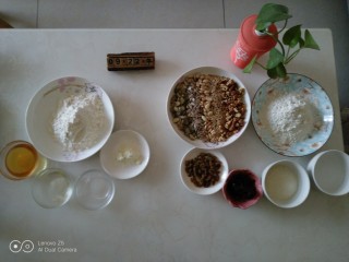 广式五仁月饼,所有材料准备好。