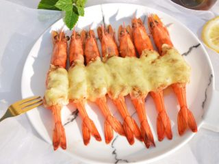 黄梅酱焗虾,成品图