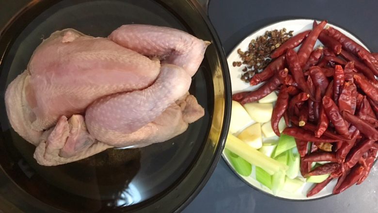 当红辣子鸡🌶️🌶️🌶️超简单做法 连吃三碗饭不是问题,准备食材
