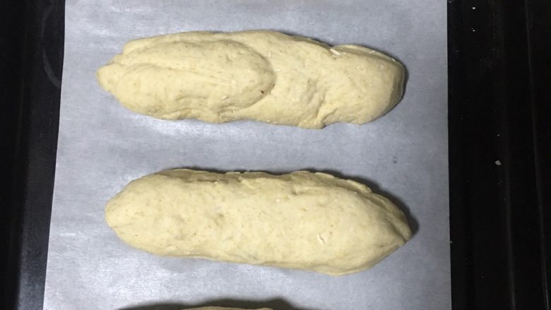 法棍bread,进行第二次发酵。